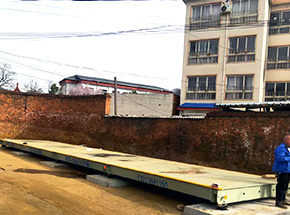 洛陽(yáng)市欒川縣德鸞礦業(yè)150噸地磅