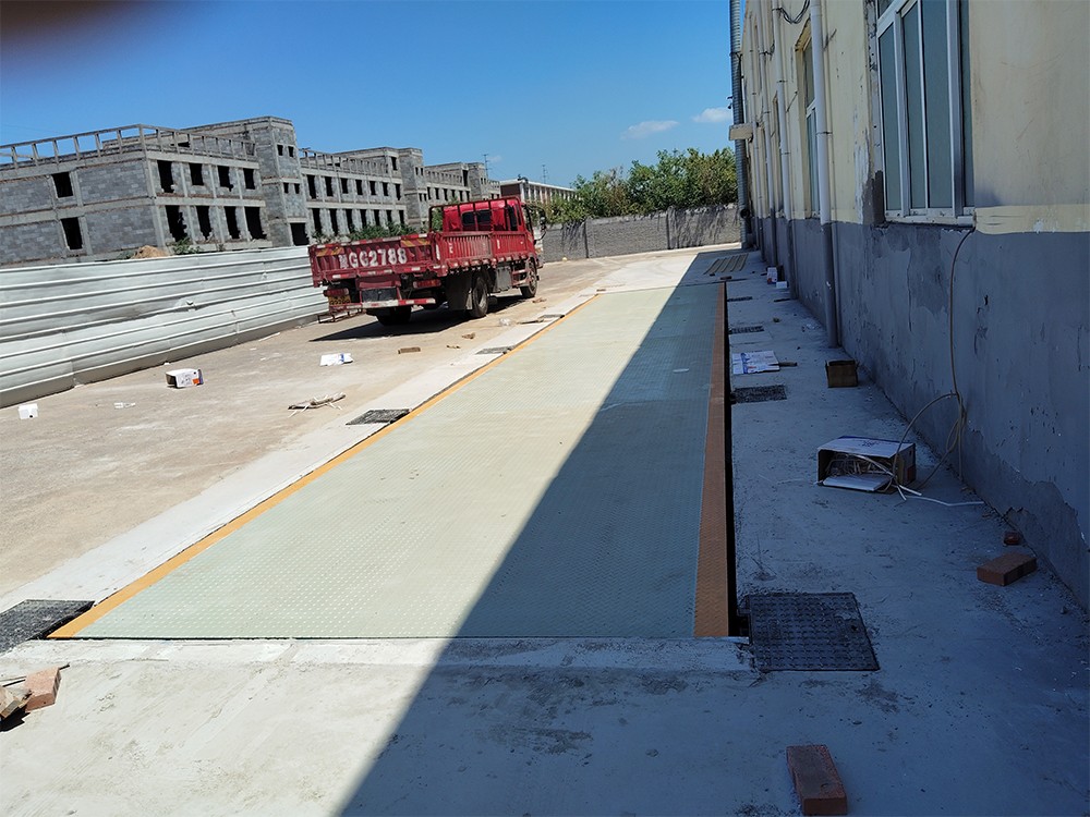 新鄉(xiāng)安舒旅房車改裝4